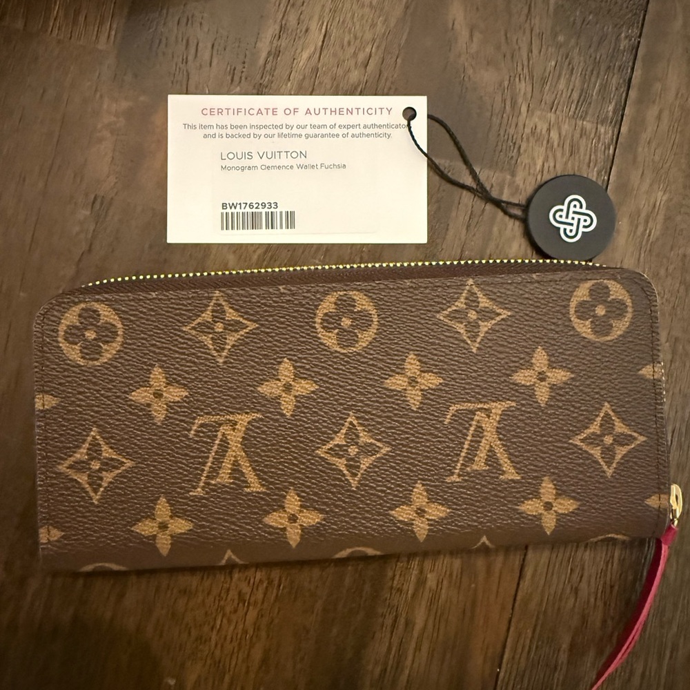 Authentic Louis Vuitton Clemence Wallet